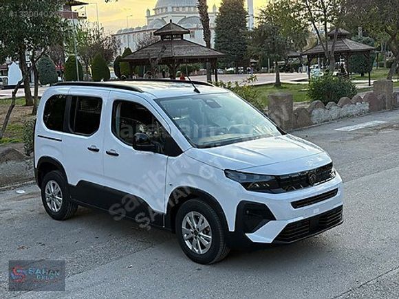 %0 FAİZ SIFIR PEUGEOT RİFTER DEĞİŞENSİZ BOYASIZ 0 KM