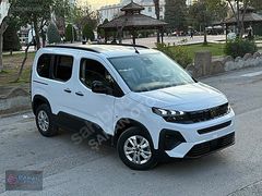 %0 FAİZ SIFIR PEUGEOT RİFTER DEĞİŞENSİZ BOYASIZ 0 KM
