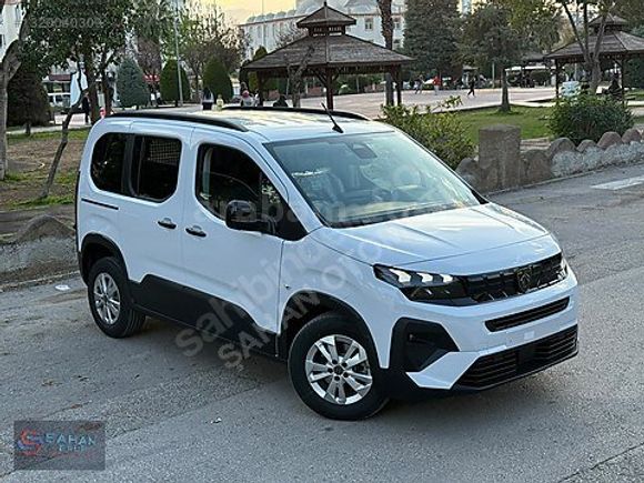 %0 FAİZ SIFIR PEUGEOT RİFTER DEĞİŞENSİZ BOYASIZ 0 KM