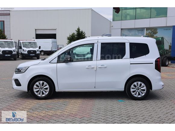 BÜYÜKSOYLU BEYSOY'DAN 2026 KANGOO MULTIX 1.5 BLUE DCİ TECHNO