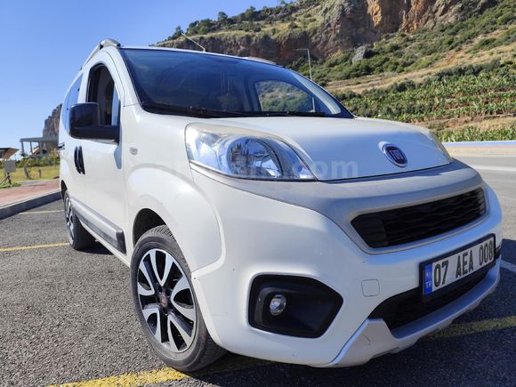 Sahibinden Fiat Fiorino Combi 1.4 Fire Premio 2018 Model