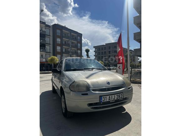 Sahibinden Renault Clio 1.4 RNA 2000 Model 
