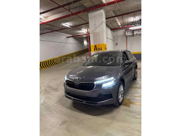 Sahibinden Skoda Kamiq 1.0 TSI Premium 2025 Model 