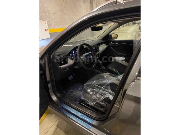 Sahibinden Skoda Kamiq 1.0 TSI Premium 2025 Model 