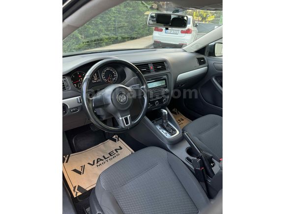 VALEN MOTORS | VOLKSWAGEN JETTA 1.6 TDİ DSG EMSALSİZ 