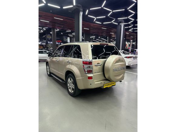 180 BİN TL PEŞİNAT İLE 36 AY TAKSİT İMKANI  4X4 
