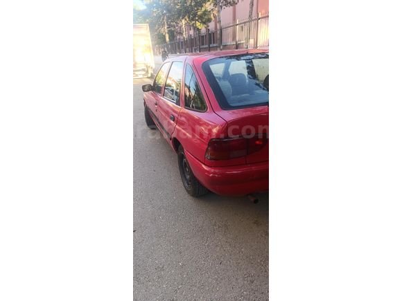 Sahibinden Ford Escort 1.8 CLX 1997 Model