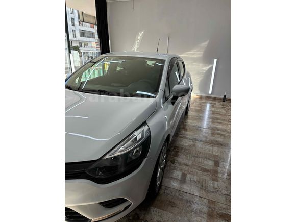 Sahibinden Renault Clio 0.9 TCe Joy 2020 Model 