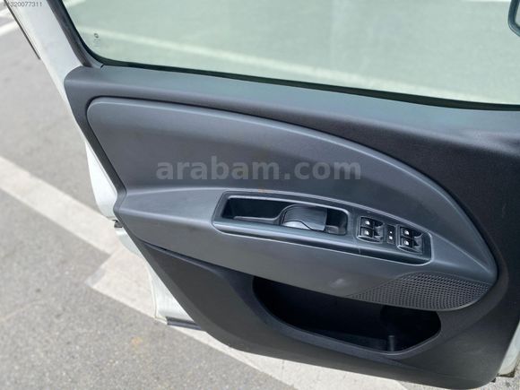 OTOMOBİL RUHSATLI FİAT DOBLO