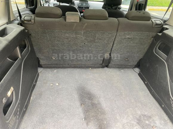 OTOMOBİL RUHSATLI FİAT DOBLO