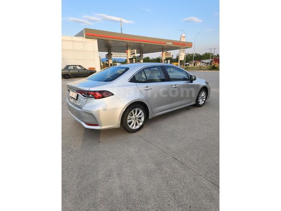 Sahibinden Toyota Corolla 1.5 Dream 2026 Model