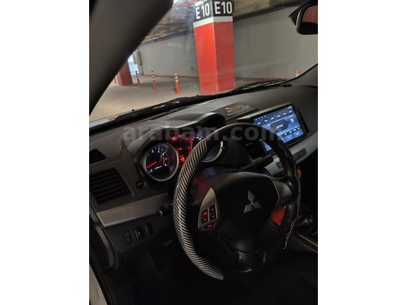 Sahibinden Mitsubishi Lancer 1.6 Invite 2011 Model