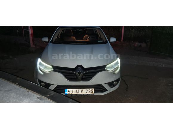 Sahibinden Renault Megane 1.5 dCi Touch 2017 Model  210.000 km Beyaz