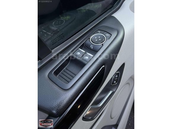 FORD TOURNEO CUSTOM 2.0ECOBLUE TİTANİUMPLUS 2023 MODEL 71.260 KM