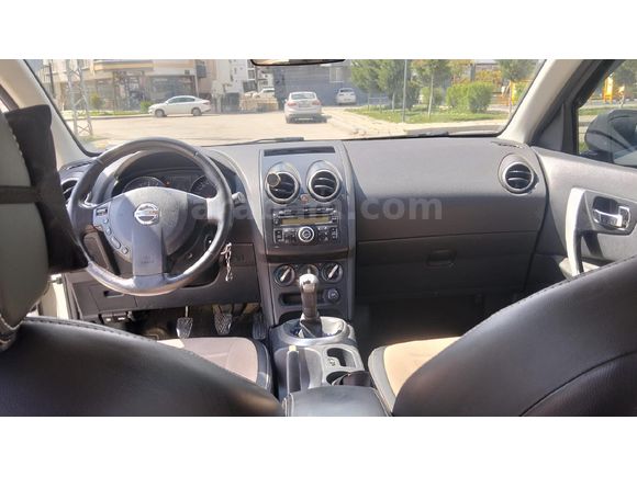 Sahibinden Nissan Qashqai 1.6 -- 2011 Model Ankara