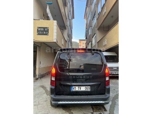 Sahibinden Peugeot Rifter 1.5 BlueHDI GT 2024 Model 