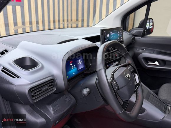 2024 COMBO ULTIMATE"25.000 KM"BOYASIZ 220 VOLT CAM TAVAN