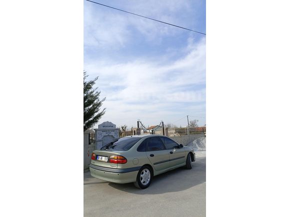 Sahibinden Renault Laguna 2.0 RXE 2001 Otomatik