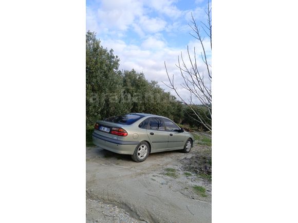 Sahibinden Renault Laguna 2.0 RXE 2001 Otomatik