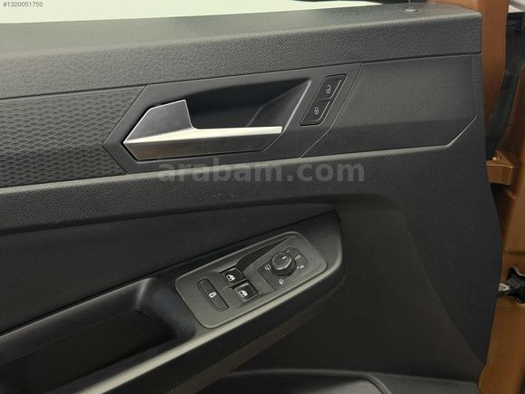 DEĞİŞENSİZ OTOMATİK 2.0 TDİ STYLE CAM TAVAN CADDY