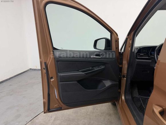 DEĞİŞENSİZ OTOMATİK 2.0 TDİ STYLE CAM TAVAN CADDY