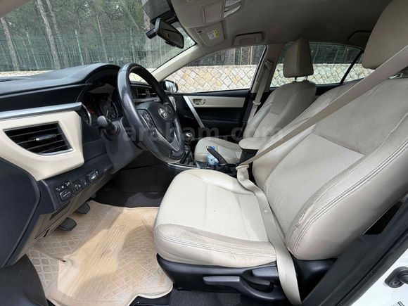 Galeriden Toyota Corolla 1.6 Premium 2013 Model Kahramanmaraş