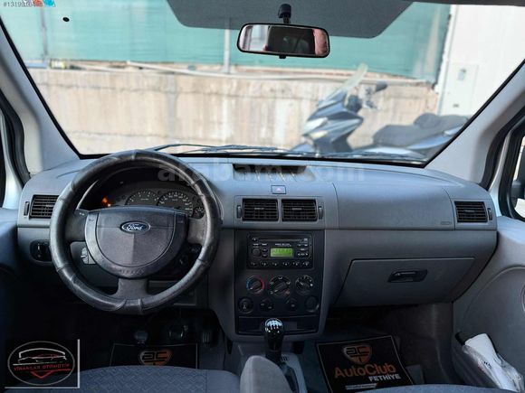 VİRANLAR OTOMOTİV'DEN FORD CONNECT MASRAFSIZ 298.000 KM KLİMALI