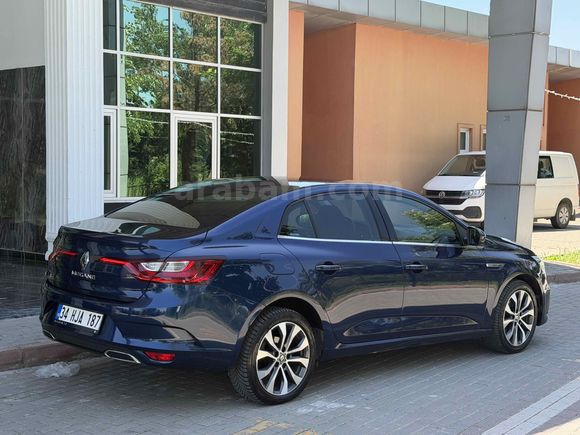 Sahibinden Renault Megane 1.3 TCe Icon 2023 Model 
