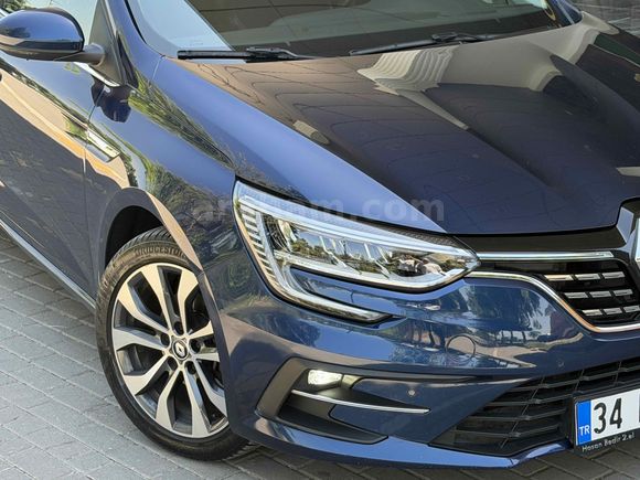 Sahibinden Renault Megane 1.3 TCe Icon 2023 Model 