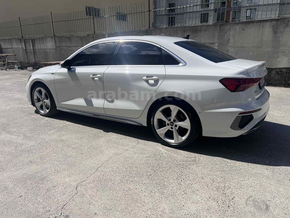 Sahibinden Audi A3 Sedan 35 TFSI S-Line 2023 Model İstanbul 51.000km Beyaz
