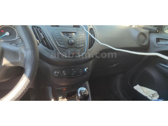 Sahibinden Ford Tourneo Courier 1.5 TDCi Trend 2016 Model