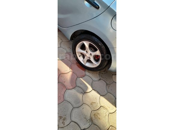 Sahibinden Hyundai i20 1.4 CRDi Team 2009 Model