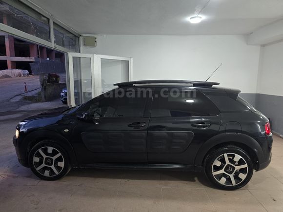 Citroen C4 Cactus 1.6 e-HDi Shine  120.000 km CAM TAVAN