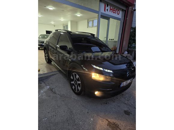 Citroen C4 Cactus 1.6 e-HDi Shine  120.000 km CAM TAVAN