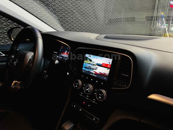 Galeriden Renault Megane 1.5 Blue DCI Icon 2025 Model Ankara