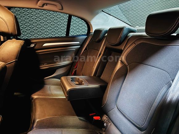 Galeriden Renault Megane 1.5 Blue DCI Icon 2025 Model Ankara