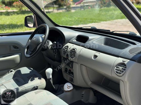 1.5 DİZEL ÇİFT SÜRGÜ KLİMALİ
