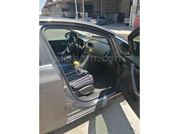 Sahibinden Opel Astra 1.3 CDTI Cosmo 2012 Model  229.000 km Gri (metalik)