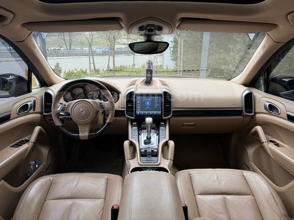 2012 PORSCHE CAYENNE BAYİ 4K ISITMA AİR CAM TAVAN CHRONA HATASIZ
