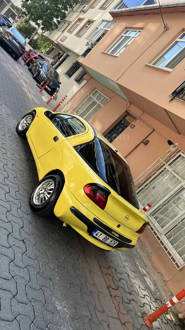 Sahibinden Opel Tigra 1.6 1997 Model İzmir 187.000 km Sarı 3