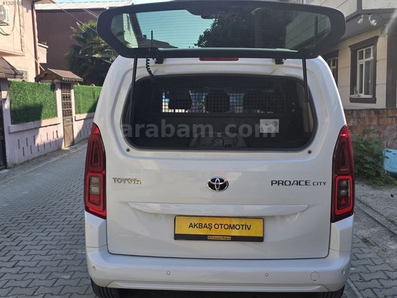 AKBAŞ OTOMOTİV'DEN HATASIZ TOYOTA PROACE CİTY 2024 SERVİS BAKIML