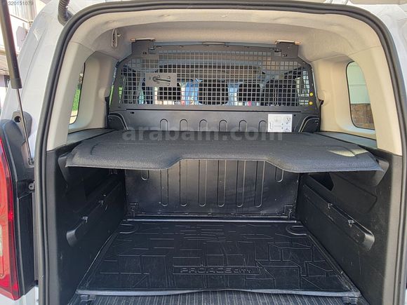 AKBAŞ OTOMOTİV'DEN HATASIZ TOYOTA PROACE CİTY 2024 SERVİS BAKIML