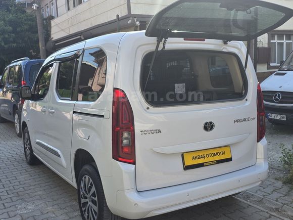 AKBAŞ OTOMOTİV'DEN HATASIZ TOYOTA PROACE CİTY 2024 SERVİS BAKIML