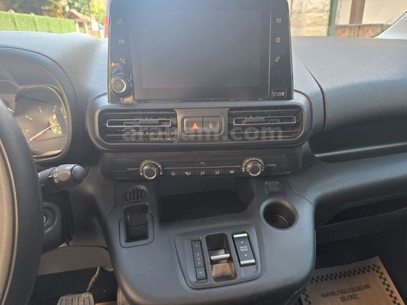 AKBAŞ OTOMOTİV'DEN HATASIZ TOYOTA PROACE CİTY 2024 SERVİS BAKIML