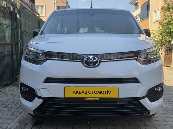 AKBAŞ OTOMOTİV'DEN HATASIZ TOYOTA PROACE CİTY 2024 SERVİS BAKIML