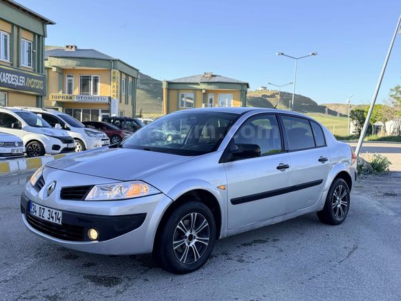 Galeriden Renault Megane 1.5 dCi Dynamique 2008 Model Van