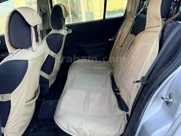 Galeriden Renault Megane 1.5 dCi Dynamique 2008 Model Van