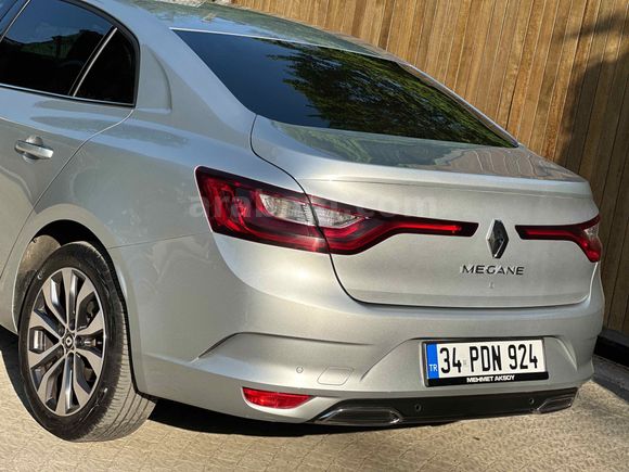 Sahibinden Renault Megane 1.3 TCe Icon 2025 Model 
