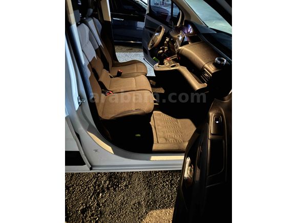 Sahibinden Peugeot Partner 1.5 BlueHDI Comfort 2019 Model 