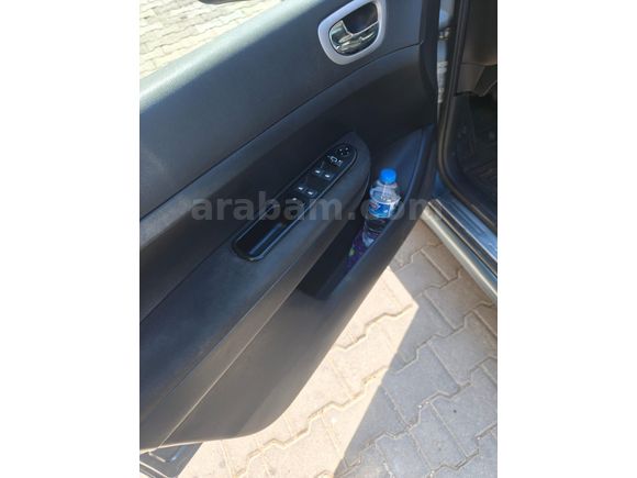 Sahibinden Düşük Kilometre Temiz Aile Arabası